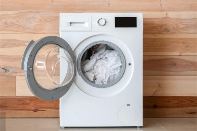 自动洗衣机只转不放水怎么回事？